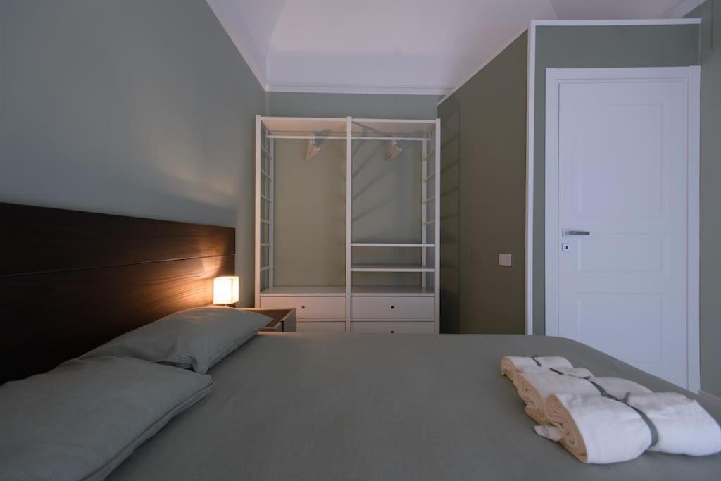 Alessia Holiday House 90Mq Salerno Centro Екстериор снимка